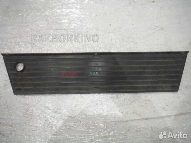 Накладка кузова Peugeot 405