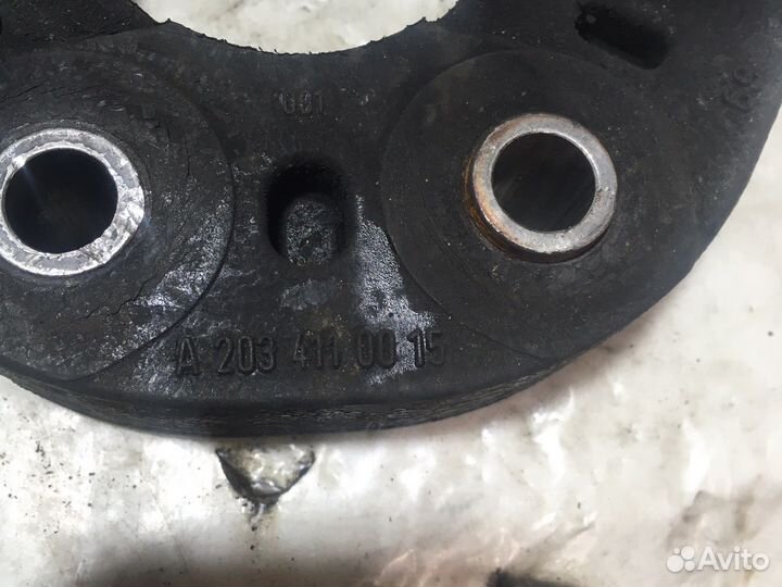 Муфта карданного вала Mercedes w203