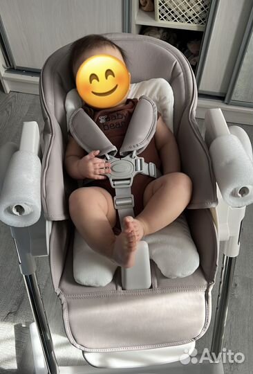 Стульчик для кормления tommy