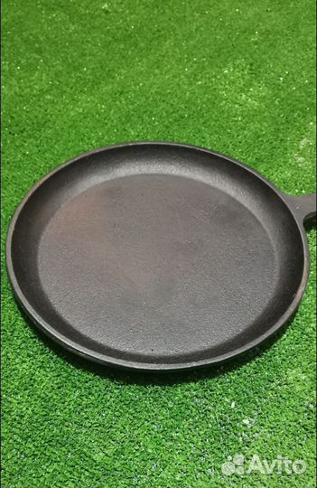 Чугунная сковорода блинная 22 и 24см
