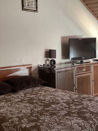 2-к. квартира, 85 м², 4/4 эт.