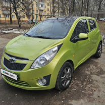 Chevrolet Spark 1.0 AT, 2012, 138 000 км, с пробегом, цена 550 000 руб.