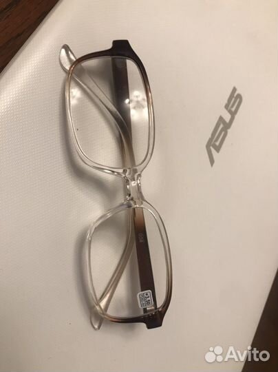 Очки с диоптриями +3,5 новые