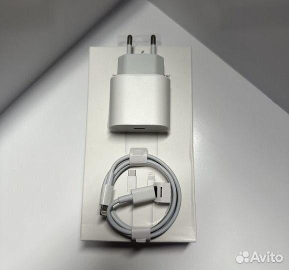 Зарядное устройство Apple 20W Orig