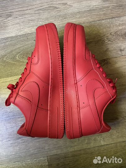 Кроссовки Nike air force triple red оригинал