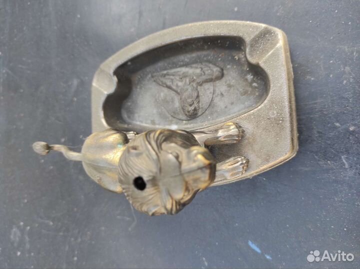 Пепельница лев