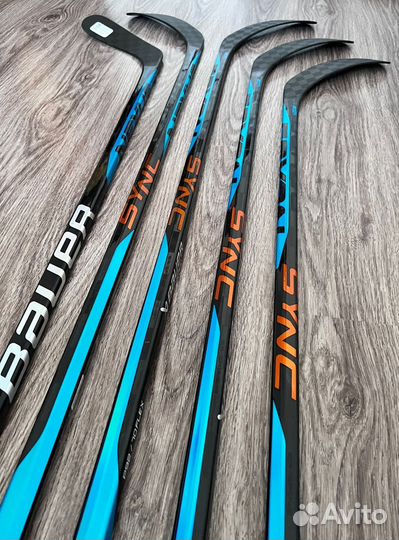 Хоккейные клюшки Bauer и CCM