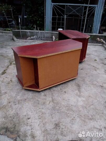 Тумбочка прикроватная