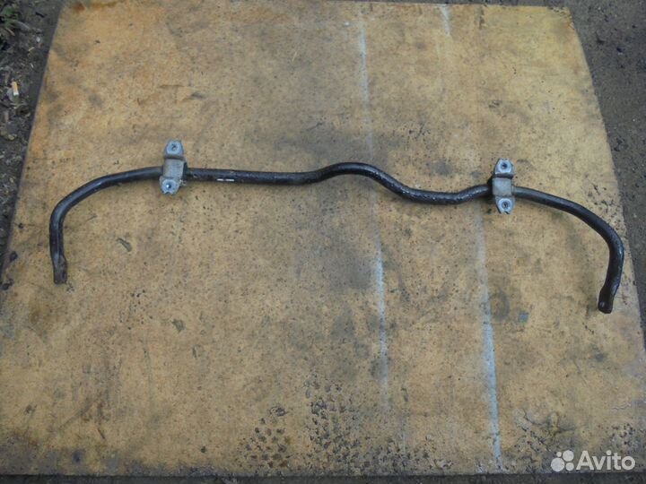 Стабилизатор передний Фольксваген Тигуан