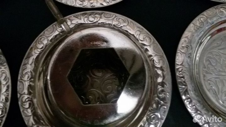 Мельхиоровые подстаканники с блюдцем