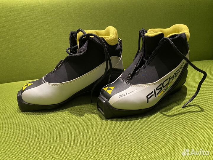 Лыжные ботинки детские fischer 35размер