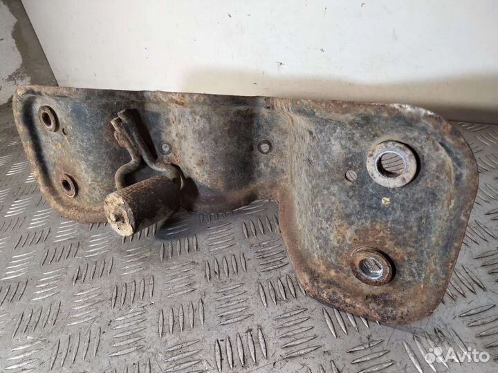 Кронштейн кардана Ford Kuga 2