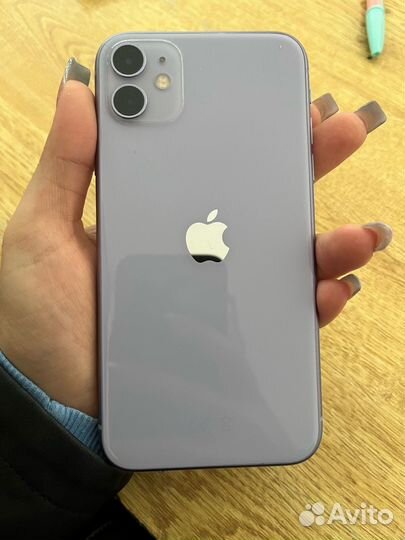 iPhone 11, 64 ГБ