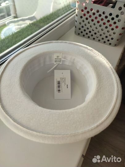 Шляпа белая женская фетровая