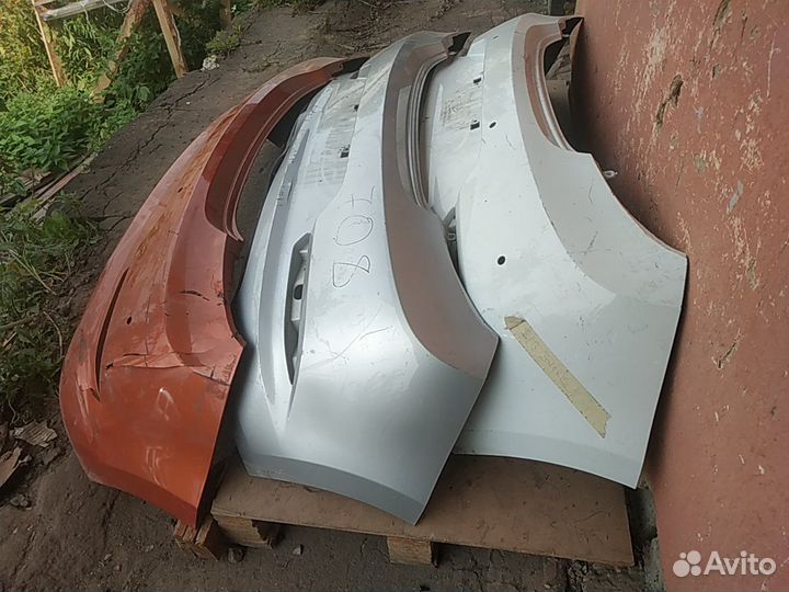 Задний бампер Hyundai solaris хэтчбек 2016 год