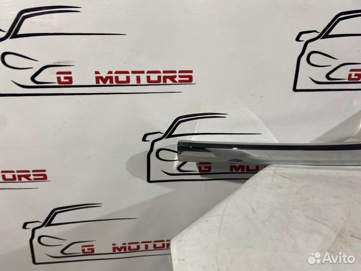 Хром решетки радиатора передний левый Mazda Cx 5 2