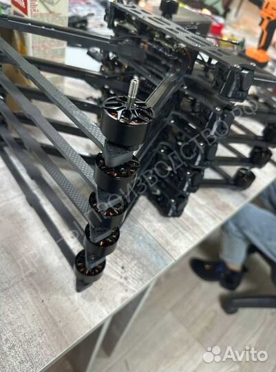 Квaдрокoптеp FPV piranha 7 и 10 дюймoв