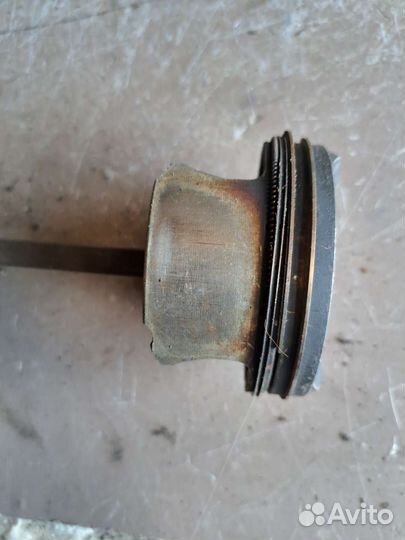 Поршень с шатуном Audi A6 C6