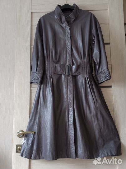 Плащ кожаный р. 44-46