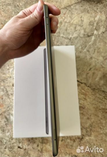 iPad 8 32gb Wifi + Cellular