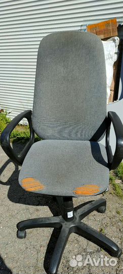 Кресло Бюрократ офисное бу