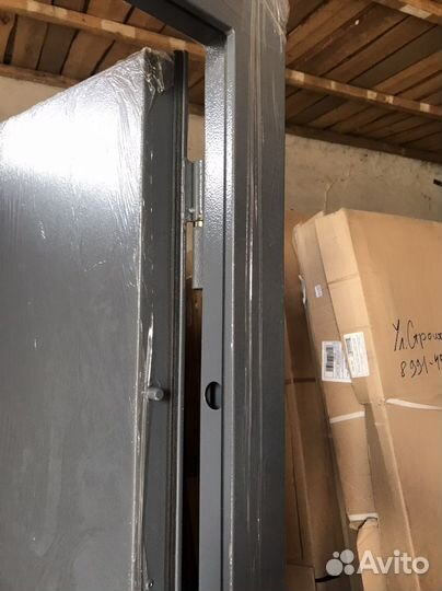 Входная стальная дверь(склад )