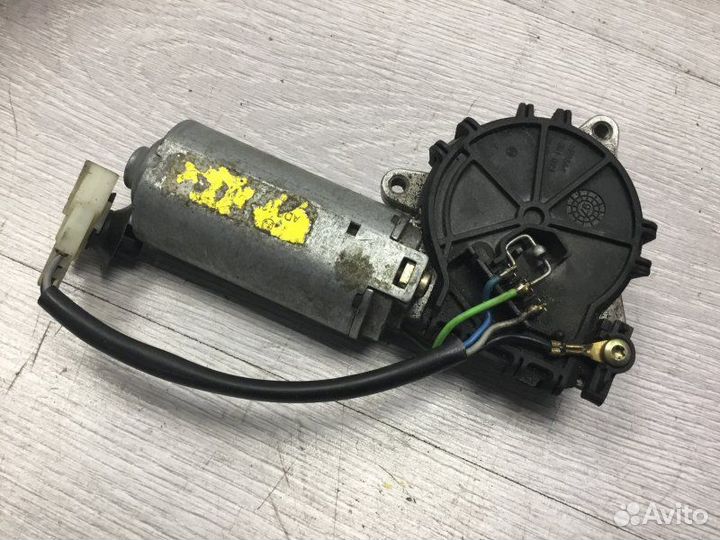 Моторчик дворников задний Mercedes-Benz C-Class