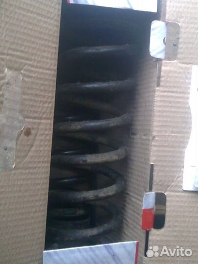 Mitsubishi Outlander XL задние пружины