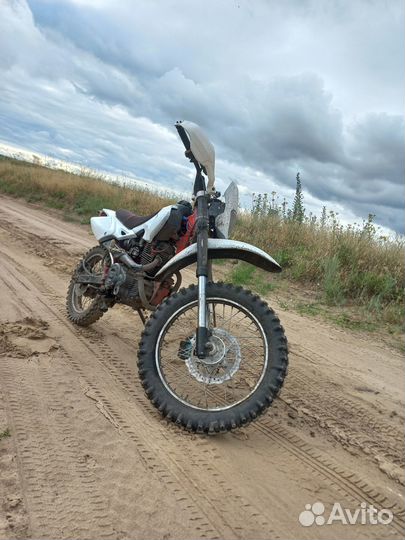 Мотоцикл обменяю на ваз