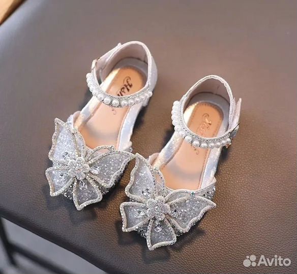 Туфли для девочки