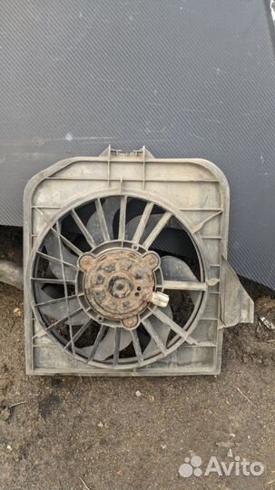 Вентилятор радиатора Додж Караван 4