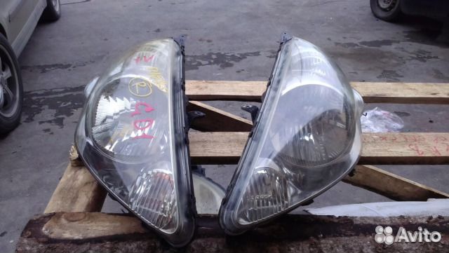Honda fit GD GE c 2001 фара левая и правая 1680