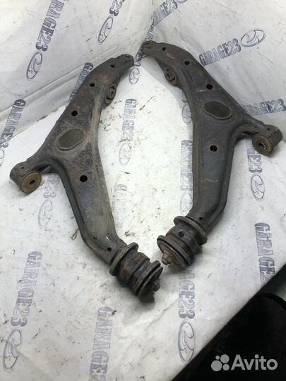 Рычаг подвески передний Honda Civic ek3