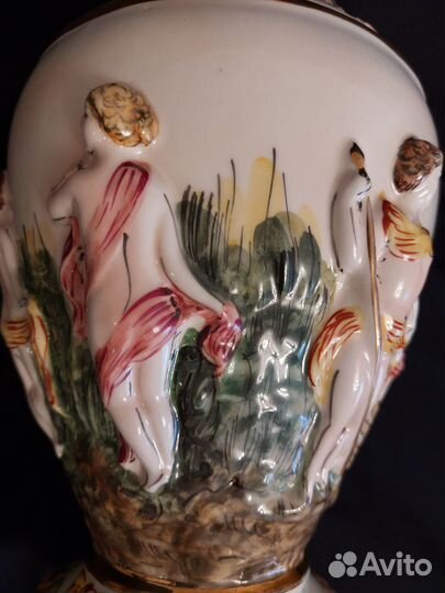 Ваза-кубок Capodimonte