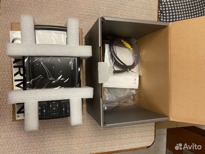 Эхолот Карплоттер Garmin Striker Vivid 7CV