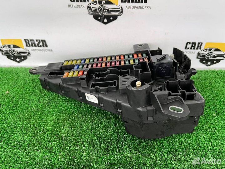 Блок предохранителей BMW 6