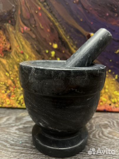 Мраморная ступка с пестиком