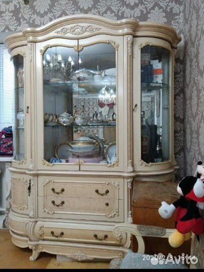 Горка, сервант