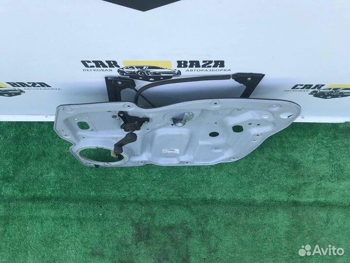 Стеклоподъемник передний правый R Volkswagen Caddy