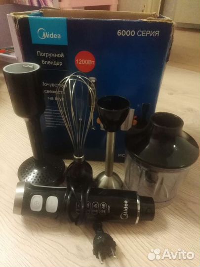 Продам на запчасти погружной блендер