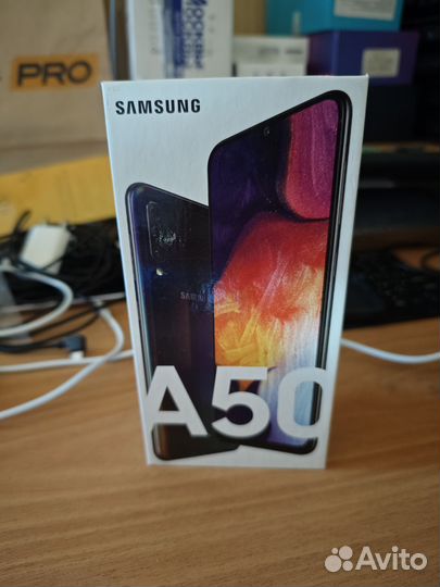 Samsung Galaxy A50, 4/64 ГБ