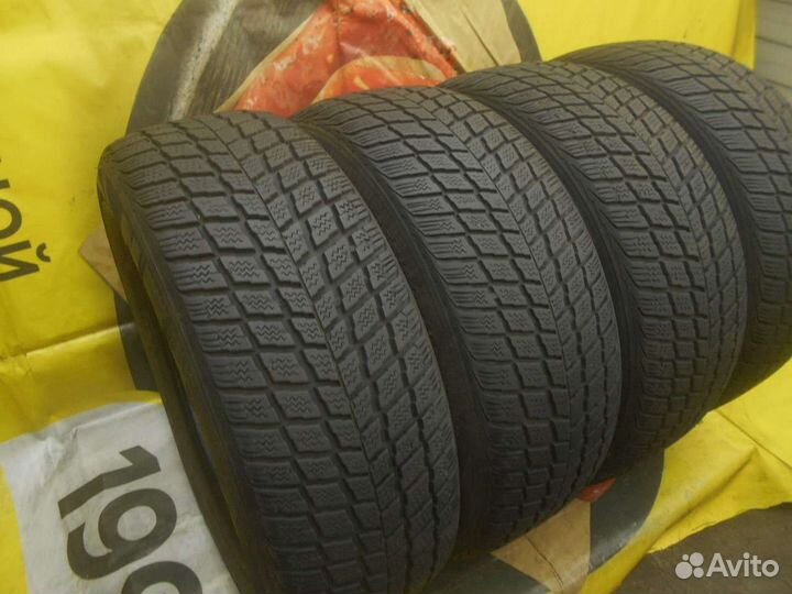 Nexen WinGuard W-01 255/60 R18