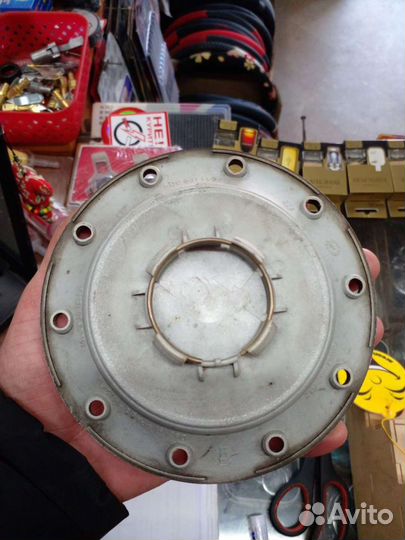 Заглушка диска VW 6Q0601149G