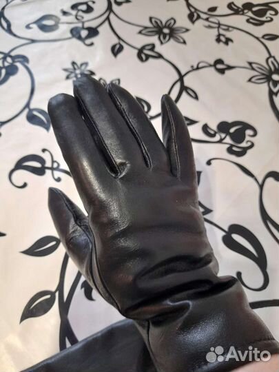 Перчатки женские