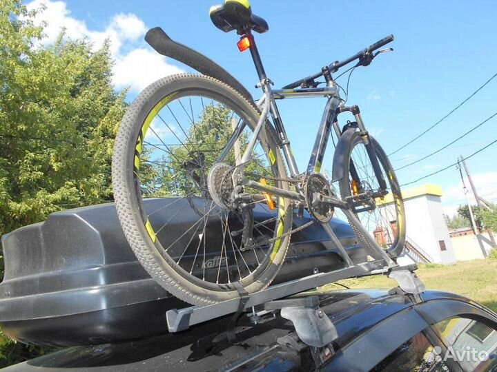 Крепление на крышу для перевозки велосипедов LUX