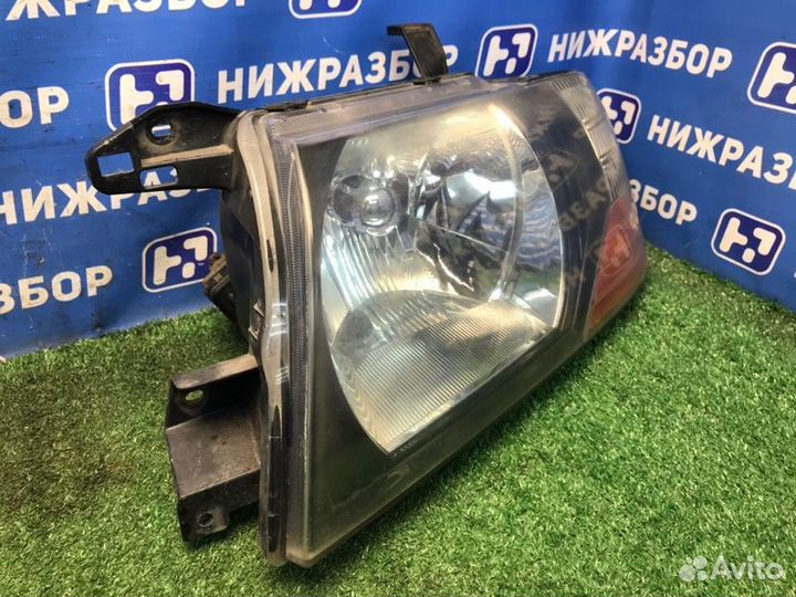 Фара левая Mitsubishi Pajero 3 V6 3.2D 4M41