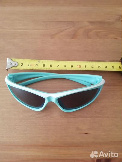 Очки от солнца детские с футляром