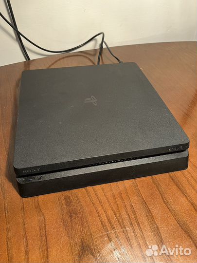 Sony PS4 slim 1tb