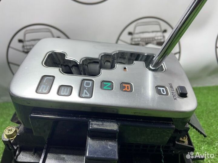Селектор АКПП Toyota Land Cruiser UZJ100 2UZ 2004