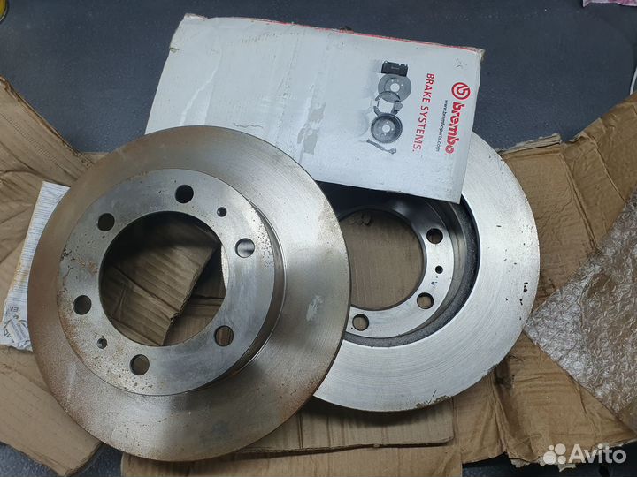 Диск тормозной передний brembo для Toyota Hilux